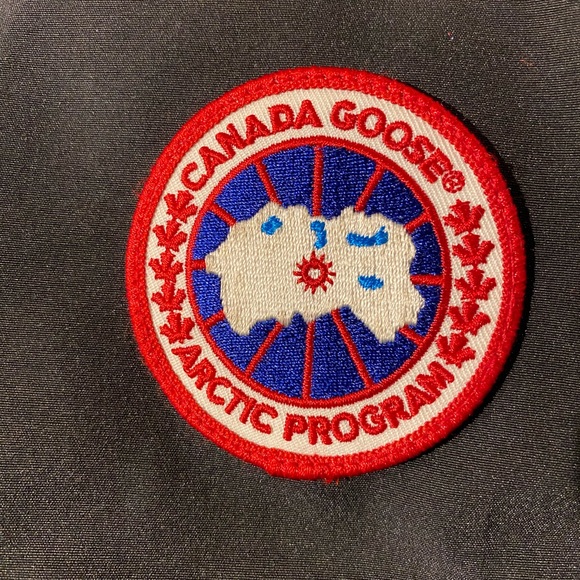 ***SOLD*** Canada Goose Burnett Parka, Mens XL - Picture 10 of 14